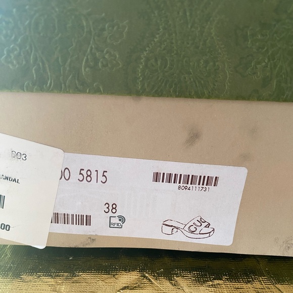 Gucci Rubber slipper and sole sandal - Picture 7 of 9